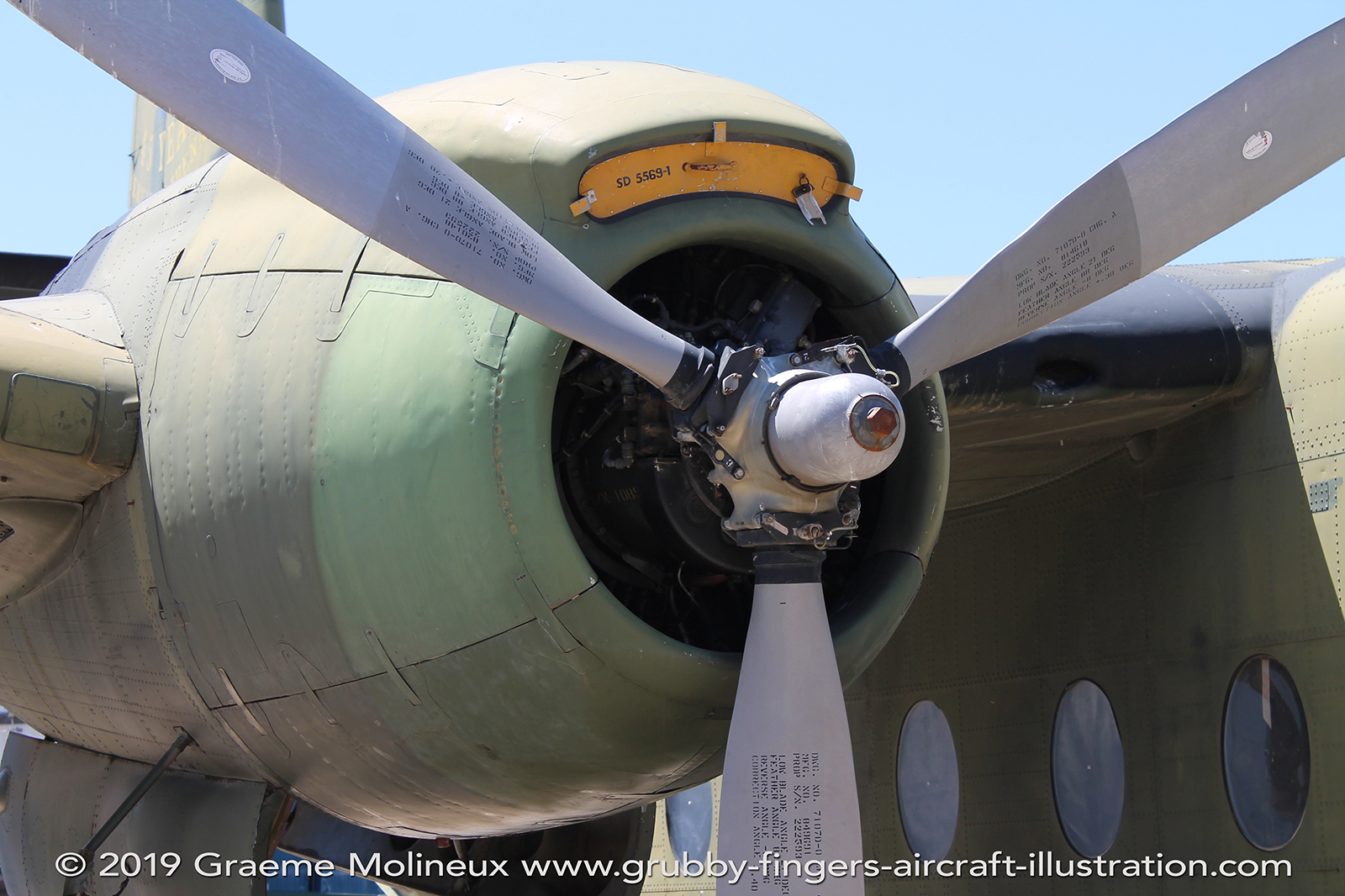 dhc-dhc-4-caribou-walkaround-gallery